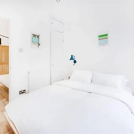Perfect For The Holiday Bed & Breakfast Leeds (West Yorkshire)